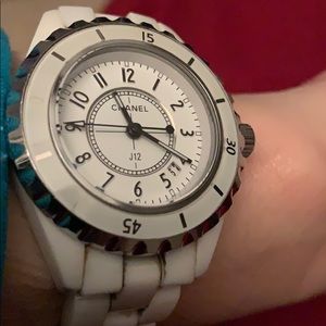 Meet your Posher, Yvette